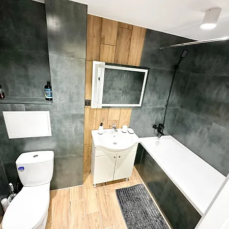 Center Location 2 Bedrooms Chisinau Exterior foto